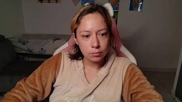 Snapshot of MommyMiaWs chatting on 26, 5, 2026 MommyMiaWs online show from 26, 5, 2026