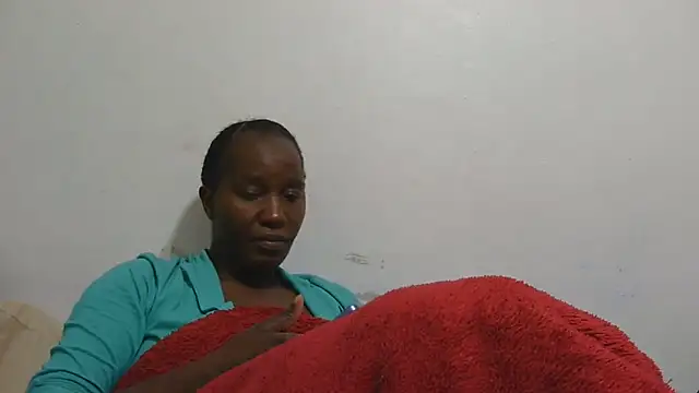 Snapshot of sluttylaura21 chatting on 12, 6, 2026 sluttylaura21 online show from 12, 6, 2026