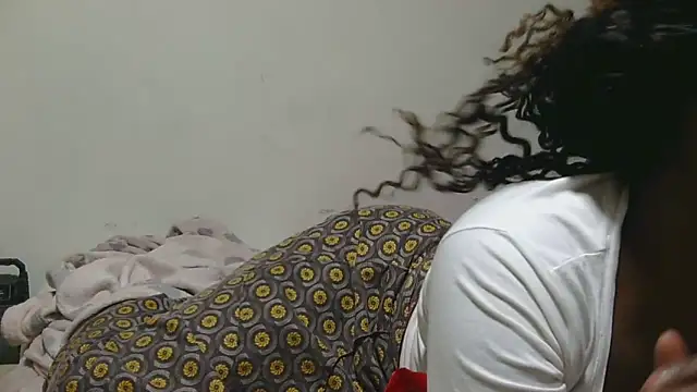 sluttylaura21 online show from 23, 9, 2025