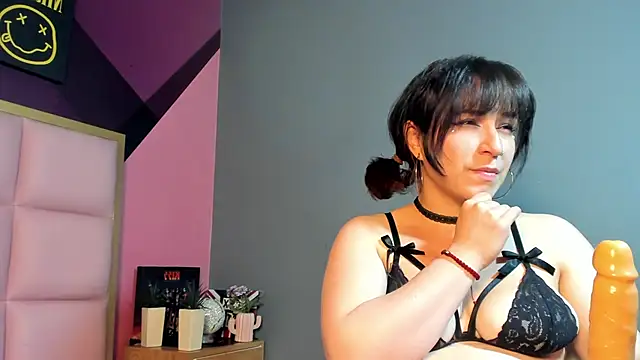 samanthaanderson  online show from 29, 1, 2025