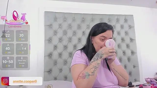 Snapshot of anette_cooper chatting on 18, 10, 2025 anette cooper online show from 18, 10, 2025