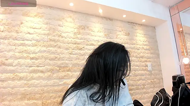 anette cooper online show from 4, 12, 2025