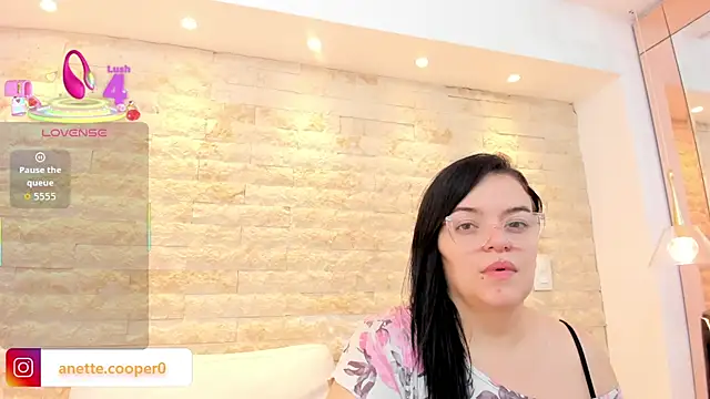 anette cooper online show from 3, 12, 2025