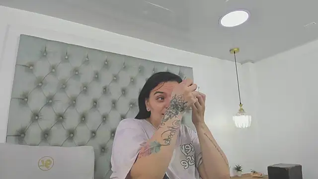 anette cooper online show from 8, 4, 2026