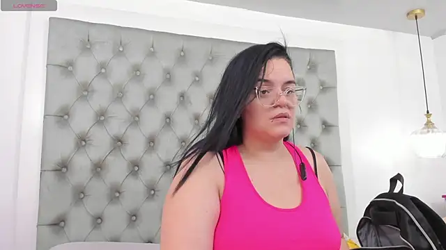 Snapshot of anette_cooper chatting on 12, 6, 2026 anette cooper online show from 12, 6, 2026