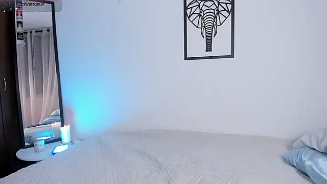 emilybae  online show from 11, 11, 2025