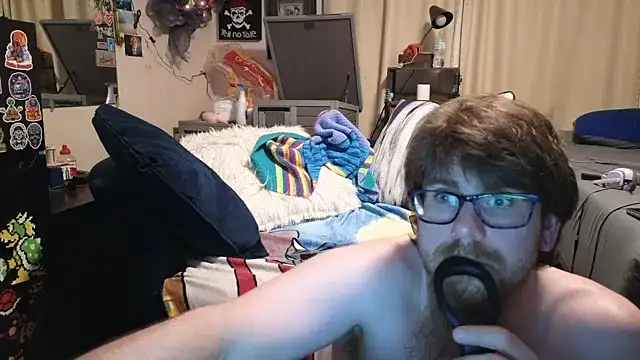 Snapshot of LovelyGreekDick6 chatting on 14, 10, 2025 LovelyGreekDick6 online show from 14, 10, 2025