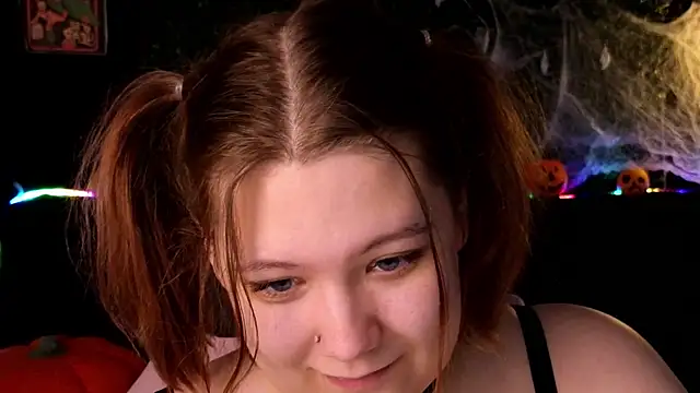 DjennaPalme online show from 1, 11, 2025