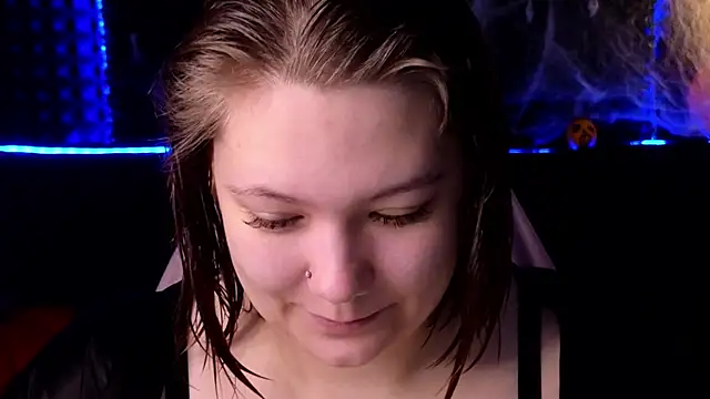 DjennaPalme online show from 27, 10, 2025