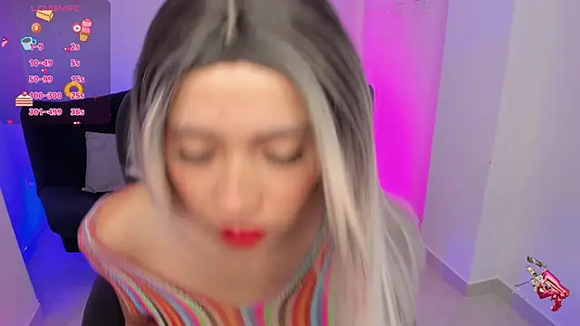 emilly smith 1 online show from 10, 6, 2026