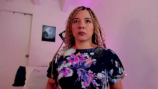 Gaia Stone online show from 30, 10, 2025