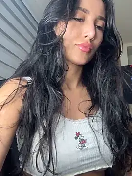 EvaMoet online show from 2, 2, 2026