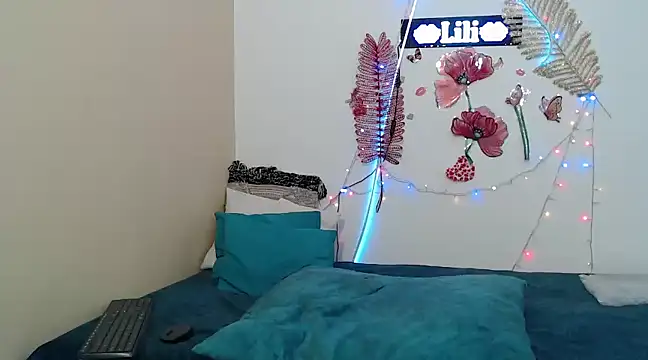 liliimilf online show from 18, 3, 2025