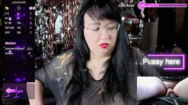 LeonaHarrison online show from 25, 5, 2026