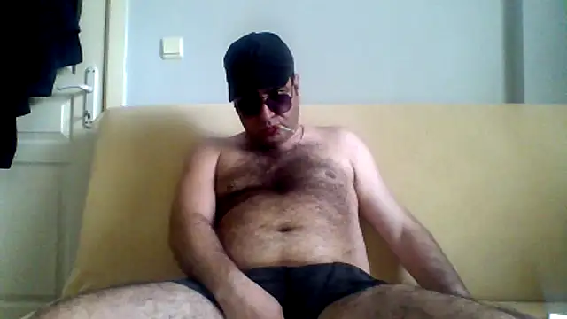 Snapshot of fraud705 chatting on 24, 5, 2026 fraud705 online show from 24, 5, 2026