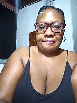 Snapshot of YELLOW_BONE chatting on 25, 2, 2025 YELLOW BONE online show from 25, 2, 2025
