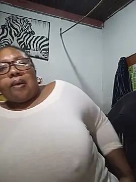 YELLOW BONE online show from 21, 7, 2026