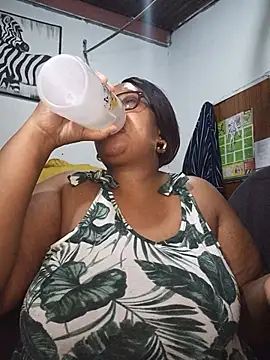 YELLOW BONE online show from 23, 7, 2026