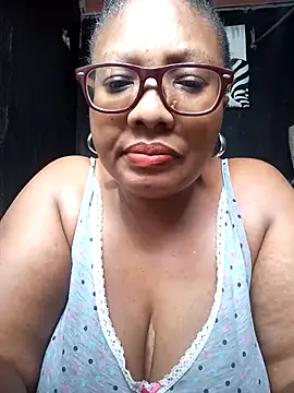 Snapshot of YELLOW_BONE chatting on 16, 2, 2025 YELLOW BONE online show from 16, 2, 2025