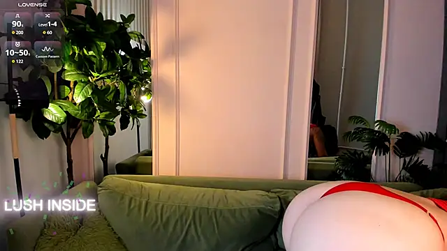 Pretty Alison online show from 12, 9, 2025