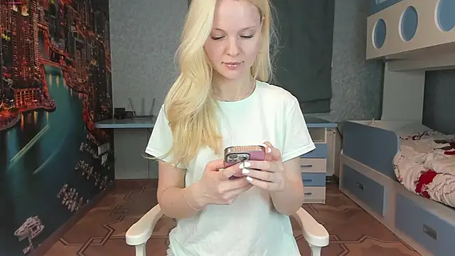 Snapshot of Masha_2002 chatting on 5, 5, 2026 Masha 2002 online show from 5, 5, 2026
