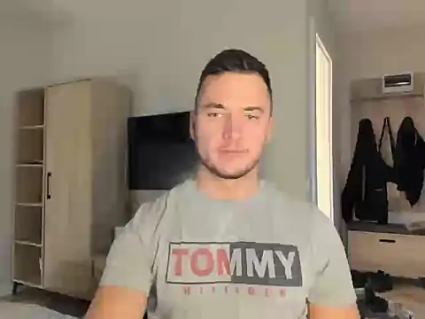 paulblack21 online show from 4, 4, 2026