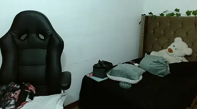  Scarlett Sweet online show from 17, 3, 2025