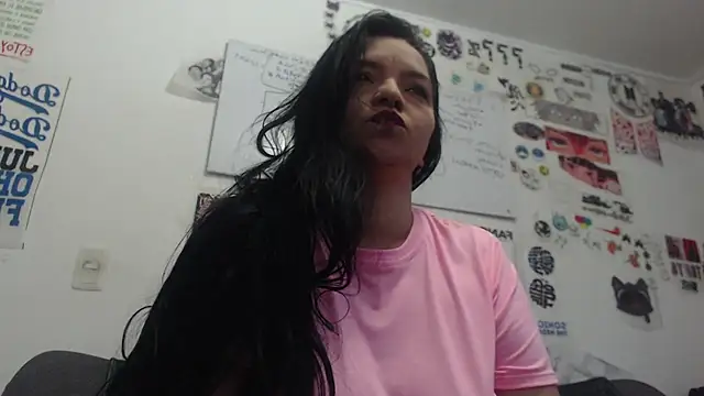 Snapshot of veronica_salas chatting on 9, 5, 2026 veronica salas online show from 9, 5, 2026