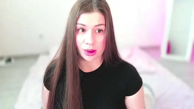 Snapshot of JuicyHelenX chatting on 19, 6, 2026 JuicyHelenX online show from 19, 6, 2026