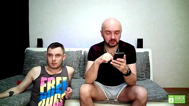 Alex Tobey online show from 3, 3, 2025