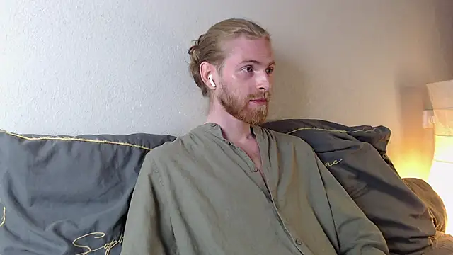 Snapshot of Damien_Bi chatting on 21, 9, 2025 Damien Bi online show from 21, 9, 2025