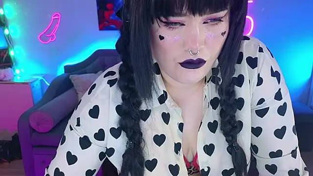 Snapshot of wickedxqueen chatting on 9, 12, 2024 wickedxqueen online show from 9, 12, 2024
