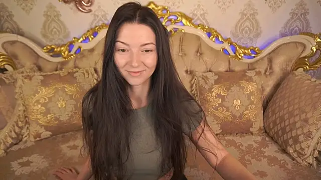 Snapshot of EmilyHalls chatting on 6, 3, 2025 EmilyHalls online show from 6, 3, 2025