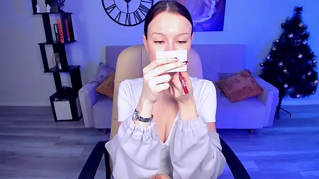 KaitieLove online show from 5, 1, 2025