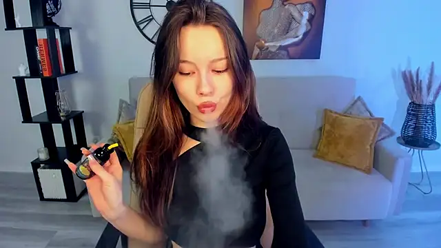 KaitieLove online show from 27, 2, 2025
