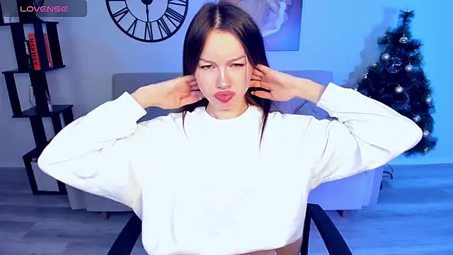 KaitieLove online show from 11, 1, 2025