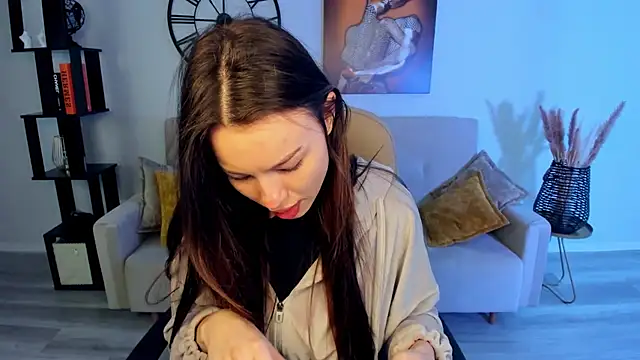 KaitieLove online show from 6, 2, 2025