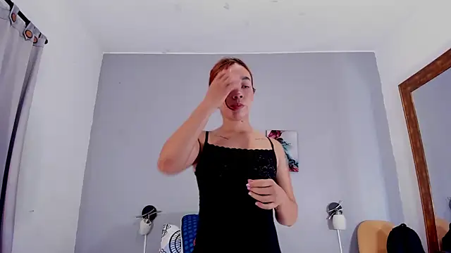 Snapshot of Estrella_Duran chatting on 17, 7, 2026 Estrella Duran online show from 17, 7, 2026