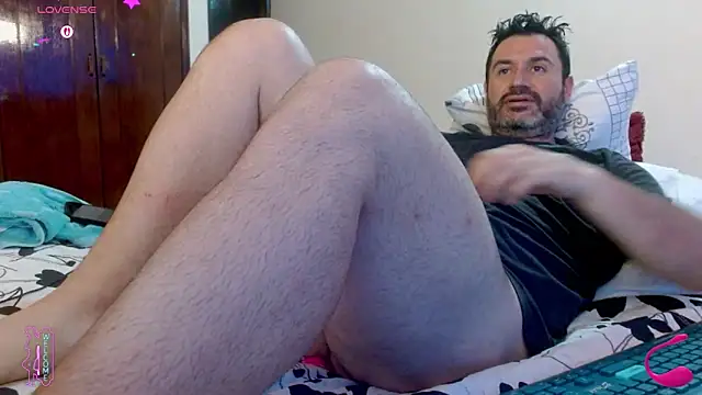 Snapshot of rodrher81 chatting on 7, 5, 2026 rodrher81 online show from 7, 5, 2026