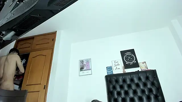 JohanyLatino online show from 21, 2, 2025