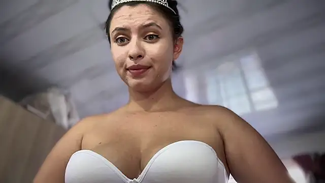 Sara Squirting Heels online show from 25, 1, 2025