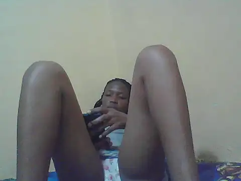 Smillie prety online show from 1, 11, 2025