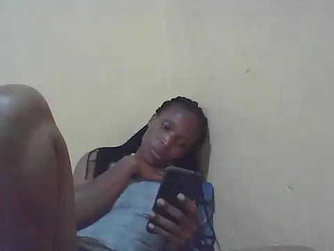 Smillie prety online show from 30, 10, 2025