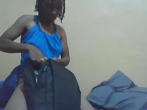 Smillie prety online show from 19, 12, 2025