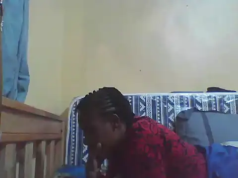 Snapshot of Smillie_prety chatting on 6, 5, 2026 Smillie prety online show from 6, 5, 2026