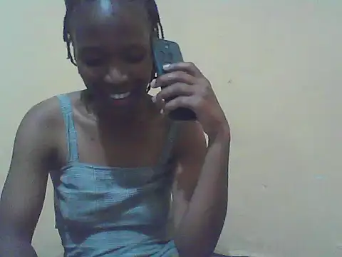 Smillie prety online show from 4, 11, 2025