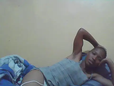 Smillie prety online show from 28, 11, 2025