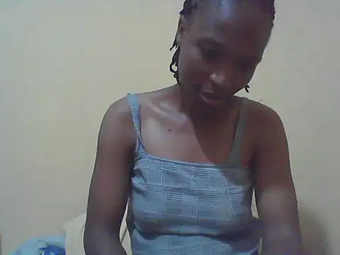 Smillie prety online show from 3, 11, 2025