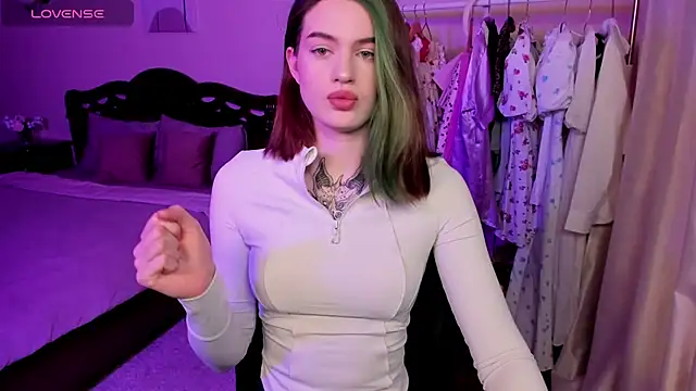 Snapshot of NikkieKatty chatting on 11, 3, 2025 NikkieKatty online show from 11, 3, 2025