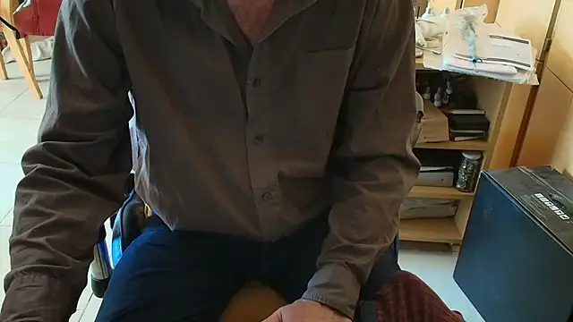 angelgarcia269 online show from 5, 11, 2025